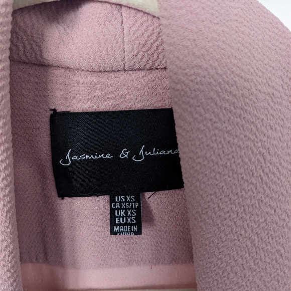 Dressy vest with deep pockets, dusty rose, sz xs - Picture 3 of 3